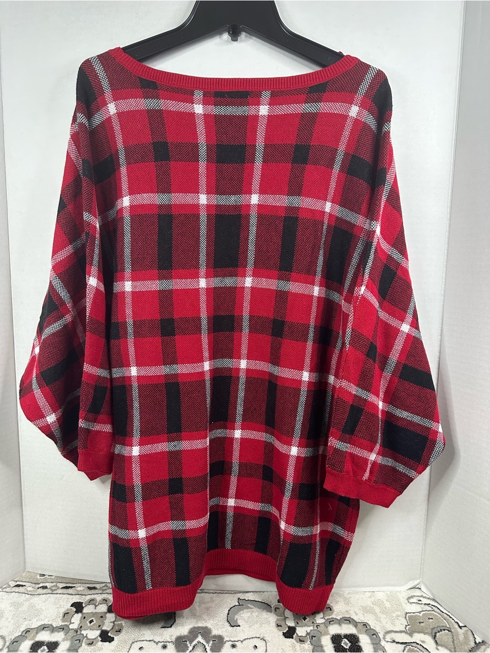 New York & Company Red Black Plaid Crewneck Sweater, Bat wing, size L, NWT - Picture 6 of 6